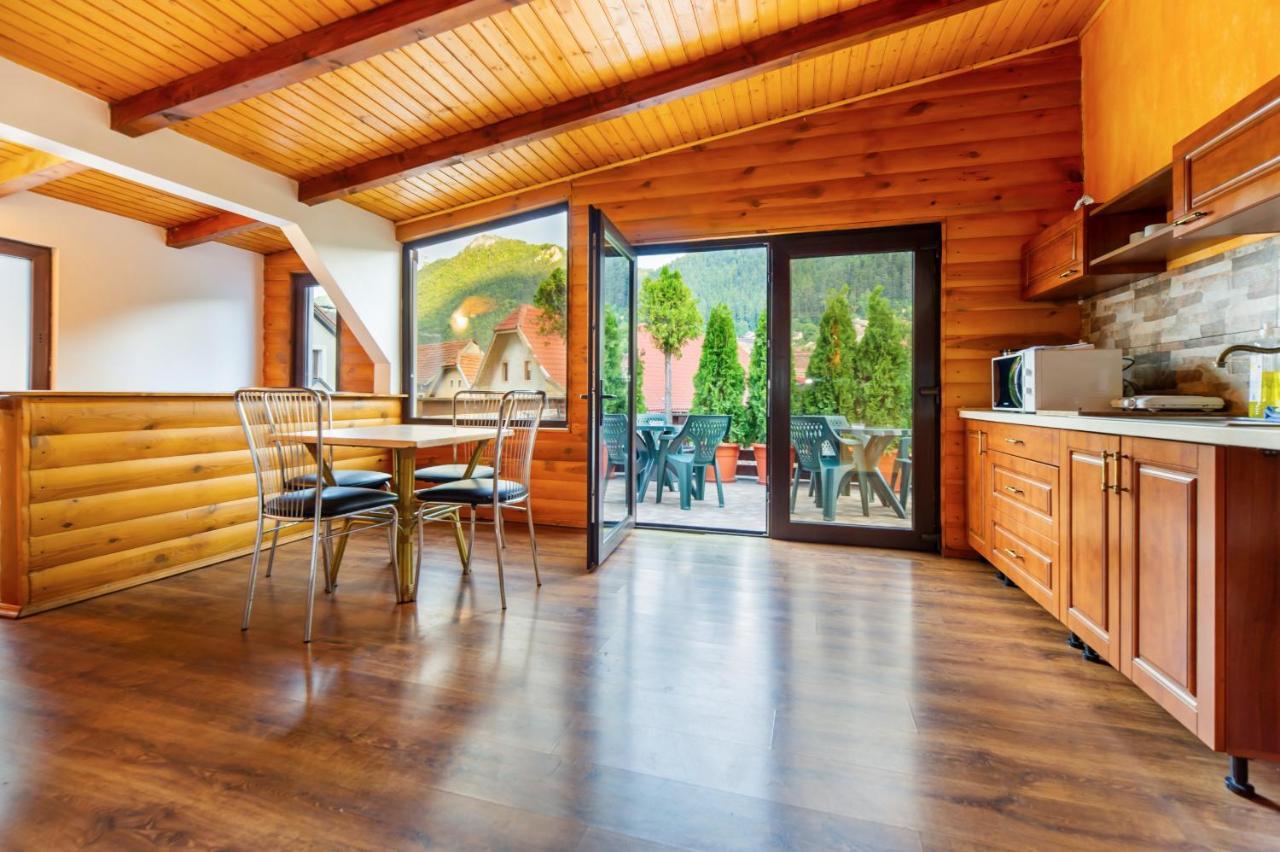 Casa Ivett Apartment Brașov Exterior foto